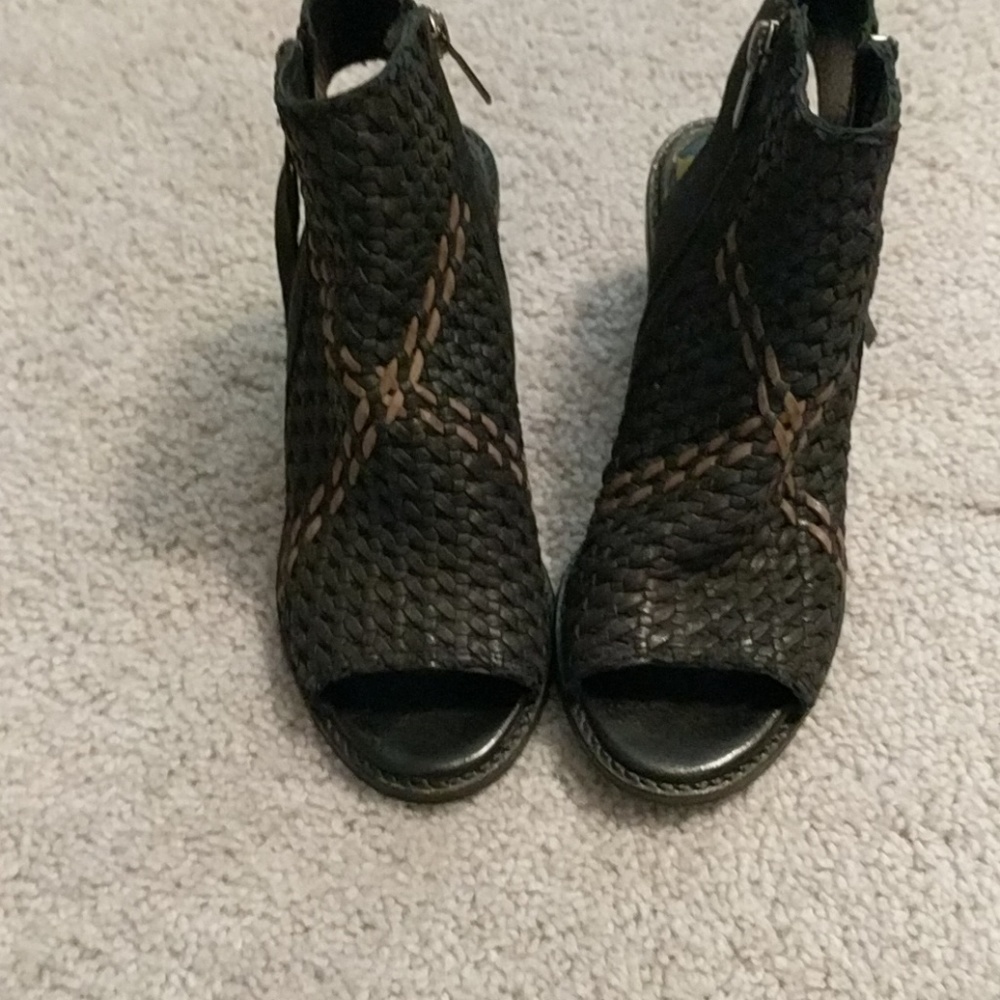 Sam Edelman slingback heeled shoes